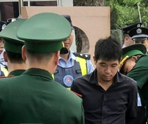 Đưa nghịch tử sát hại bố đẻ từ Trung Quốc về nước chịu tội
