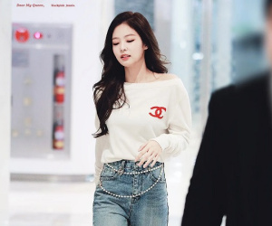 Cao 1m63, Jennie có 5 'chiêu' diện đồ tôn dáng hiệu quả