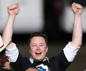 E.Musk thâu tóm tên miền hot nhất ngành công nghệ, Senegal ngắt Internet di động