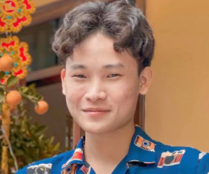 Chàng trai không nhan sắc, không tên tuổi 'bỗng dưng' thành Tiktoker triệu view, vừa xây xong biệt thự đã cưới vợ đẹp