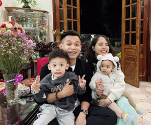 Sau trận cãi vã, dòng chữ vợ để lại trên điện thoại khiến Độ Mixi đọc xong bỗng tỉnh ngộ