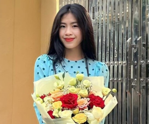 'Cơn lốc đường biên' Thanh Nhã vô cùng duyên dáng trong tà áo dài
