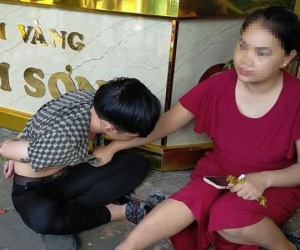 Vào tiệm vàng 'mở hàng', nam thanh niên xin đeo thử lắc vàng rồi bỏ chạy