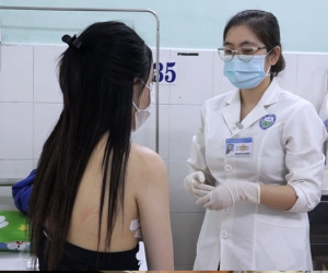 Cô gái trẻ 'vỡ' ngực sau khi chi 25 triệu đồng tiêm filler tăng size ở khách sạn