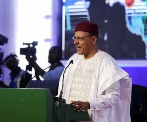 Niger: Tổng thống bị lật đổ sống khổ sở, sắp hết cả đồ ăn