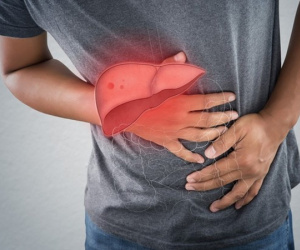 Ngủ dậy thấy những dấu hiệu này nên đi khám gan ngay kẻo 'hết đường cứu'
