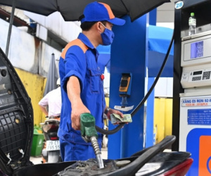 Giá xăng dầu đồng loạt tăng, có loại tăng hơn 1.800 đồng/lít