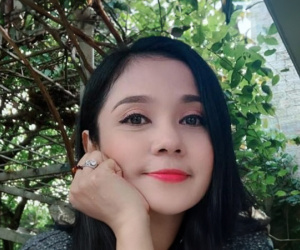 Chuyện diễn viên Việt Trinh và người phụ nữ khuyết tật