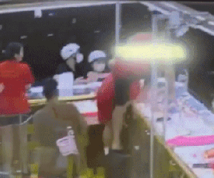 Chủ tiệm vàng ở Đồng Nai bủn rủn tay chân kể lại giây phút đối mặt với tên cướp
