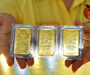 Giá vàng hôm nay (13-8): Vàng lỗ đậm tuần thứ 2 liên tiếp