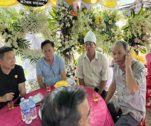 Bầu Đức ôm mặt khóc và cuộc gọi hoảng loạn cho HLV Dương Minh Ninh