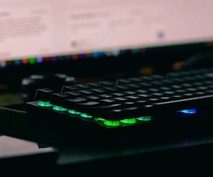 Intel đã làm chậm máy tính trên toàn thế giới