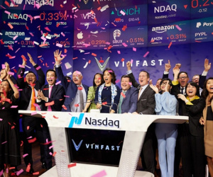 VinFast 'chào sân' Mỹ: Cổ phiếu tăng 255% trong ngày đầu IPO, vượt vốn hoá Ford