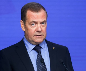 Ông Medvedev tuyên bố phương Tây kiếm tiền từ xung đột Ukraine