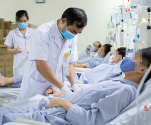 Đi khám vì 2 dấu hiệu sau, nam thanh niên Hà Nội phải lọc máu cấp cứu