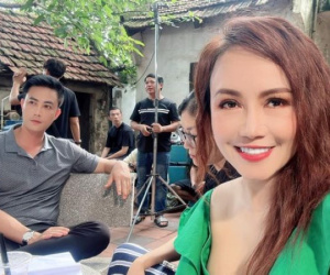 Hình ảnh không có trên sóng VTV của 'Làng trong phố'