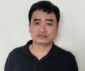 Vụ Việt Á: Nhìn thấy 100.000 USD 'cảm ơn', cựu trợ lý Phó thủ tướng nói nhiều thế rồi nhận