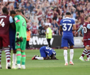 ‘Bom tấn’ ra mắt thảm họa, Chelsea thua sốc West Ham