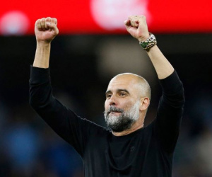 HLV Pep Guardiola phẫu thuật khẩn cấp