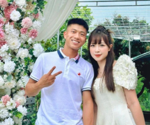 Phan Văn Đức nịnh vợ cực khéo, chấm 10 điểm cho bữa cơm mà Võ Nhật Linh vào bếp