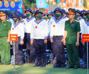 Bộ Quốc phòng: Cần sửa đổi quy định tiêu chuẩn nhập ngũ với công dân cận thị