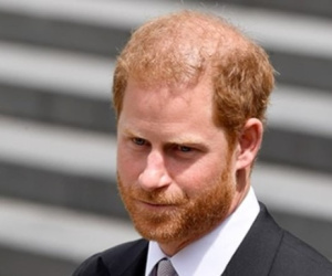 Harry về Anh nhưng không gặp Vua Charles