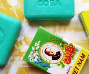 Xà bông Cô Ba từng đánh bại hàng nhập khẩu, thâu tóm thị trường Đông Dương, nay tồn tại 'lay lắt', có giá 70.000đ/10 bánh trên Shopee