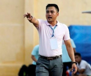 Bình Định chia tay HLV Nguyễn Đức Thắng, Đặng Văn Lâm nối bước ra đi?