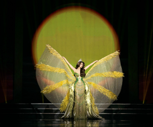 Thiên Ân final walk ấn tượng, xúc động khi kết thúc nhiệm kỳ Miss Grand Vietnam: "Chỉ mong mọi người nhớ đến tên tôi"