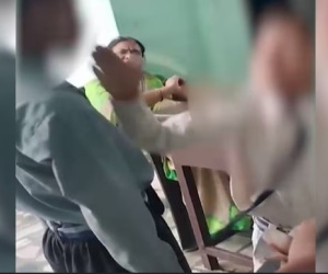 Giáo viên Ấn Độ bị điều tra vì yêu cầu học sinh tát bạn ngay trong lớp