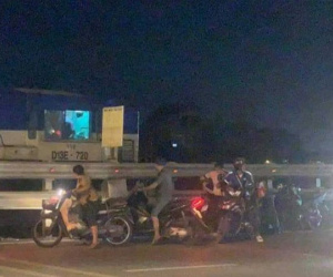 Đi xe máy qua đường sắt, người đàn ông bị tàu hỏa tông tử vong