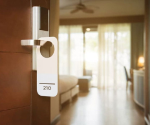 Vì sao khách sạn không còn kiểm tra phòng khi khách check out?