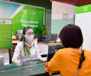 Nhà băng đầu tiên cho vay trả nợ ngân hàng khác, lãi suất 6,9%/năm