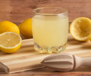 Tranh thủ kỳ nghỉ làm sạch ruột bằng nước cốt chanh: Bác sĩ nói gì?