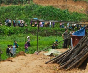 Phát hiện hai vợ chồng tử vong bất thường tại đường lên đồi