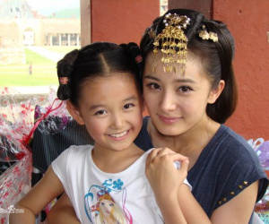 'Sao nhí đẹp nhất Trung Quốc' trốn thuế, khán giả bức xúc đòi cấm sóng