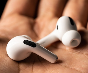 5 tính năng sắp xuất hiện trên tai nghe AirPods Pro 2