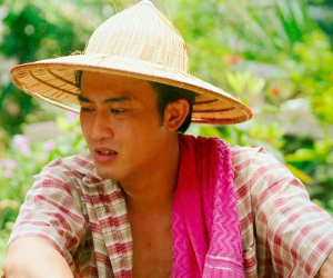 Doãn Quốc Đam quá mờ nhạt trên phim giờ vàng