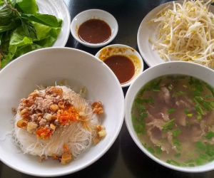 Phở khô Gia Lai, đặc sản 'gọi một được hai' của người dân phố núi