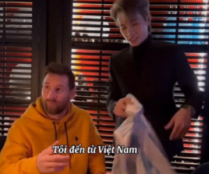 Full clip gốc hé lộ đoạn giao tiếp tiếng Tây Ban Nha của Jack với Messi, thái độ doanh nhân Quốc Cường ra sao?