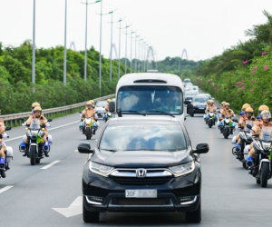 Công an Hà Nội phân luồng giao thông đón đoàn Tổng thống Mỹ thăm Việt Nam
