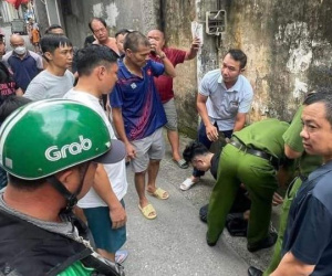 Cướp tiệm vàng giữa ban ngày ở Hà Nội