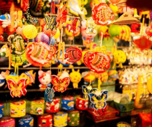 Bản đồ vui Trung Thu: Ngắm lồng đèn rồi uống trà, ở đâu cũng đẹp check-in 'cháy máy'