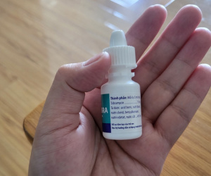 Một số nơi 'cháy hàng' thuốc nhỏ mắt, bác sĩ lo người dân tự chữa bệnh