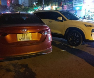 Ô tô đâm liên hoàn nhiều xe trên đường phố Hà Nội