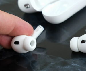 Chỉ nâng cấp nhỏ với giá không đổi, AirPods Pro 2 đã như hổ mọc thêm cánh
