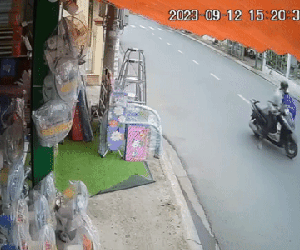 Đối tượng đi xe SH giật dây chuyền của bà cụ ở Long An