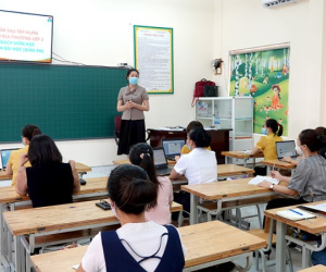 Thu tiền đầu năm học, giáo viên chủ nhiệm chúng tôi cũng khổ lắm
