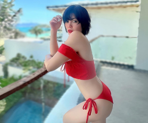 Thanh Hương bikini đỏ 'đốt mắt' khán giả, lột xác sau 'Cuộc đời vẫn đẹp sao'