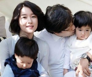 Lee Young Ae trước khi bị vướng scandal lớn nhất sự nghiệp: 'Quốc bảo nhan sắc' cùng cuộc hôn nhân kín tiếng bên ông xã hơn 20 tuổi